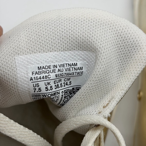 Converse Metallic Gold and White Low-Tops - Picture 6 of 6